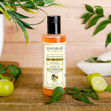 Hasthkar SLS & Paraben Free Amla Honey & Shikakai Hair Shampoo- 210ml - BuyPureNaturals